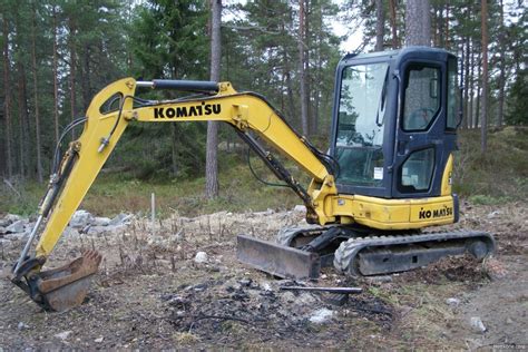 pc 30 excavator